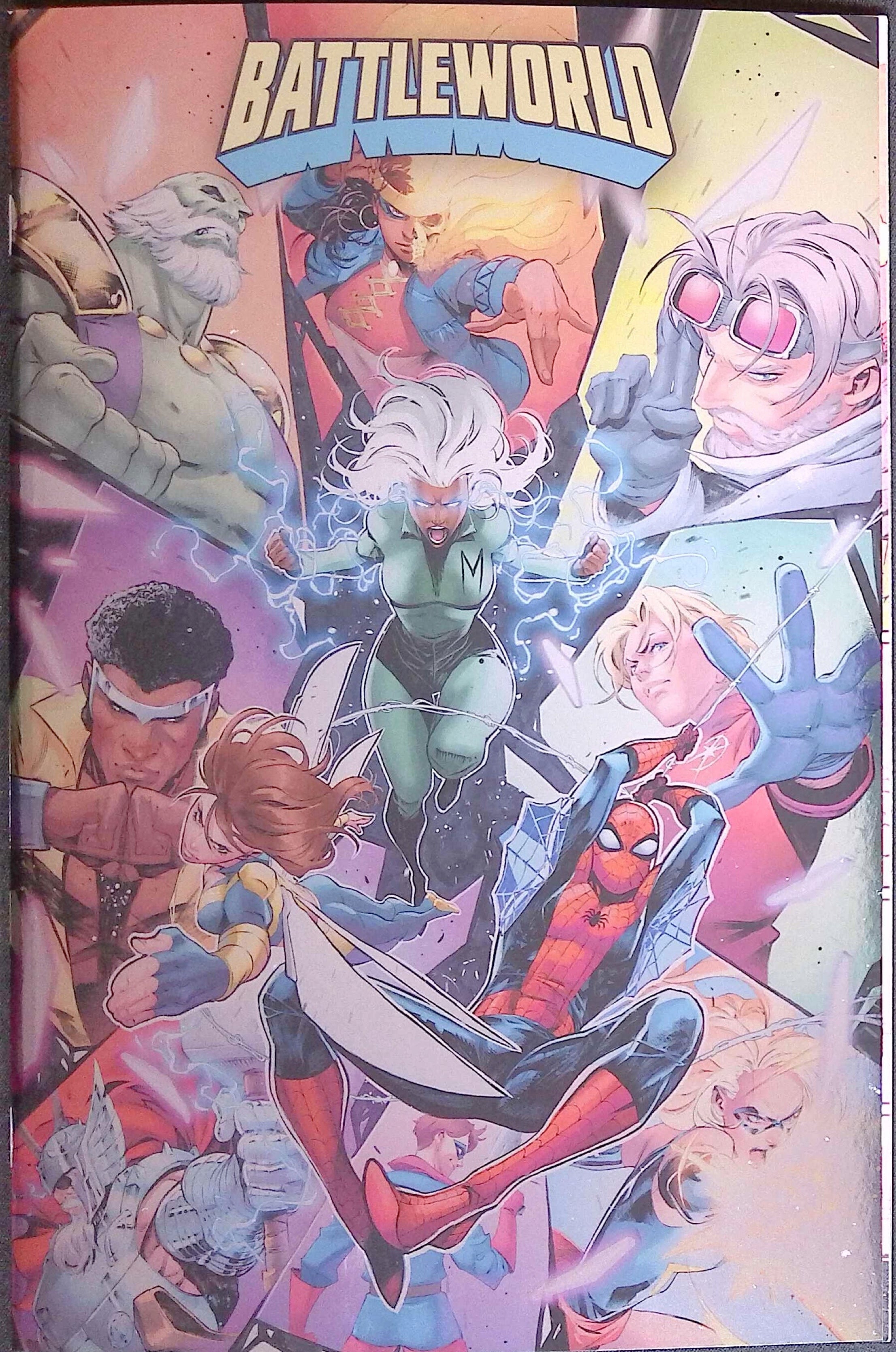 Battleworld # 1  Foil Variant 2025 NM