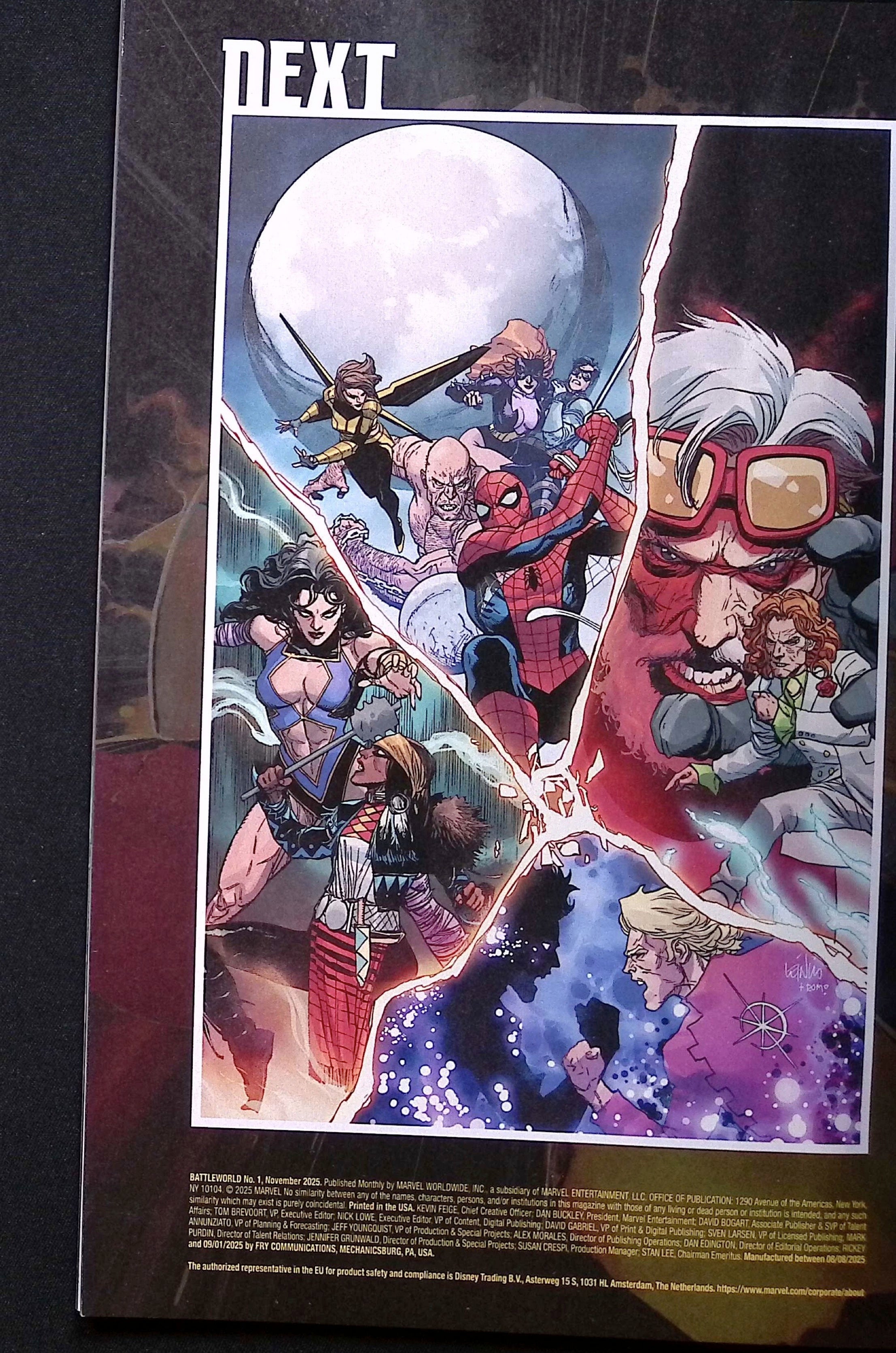 Battleworld # 1  Foil Variant 2025 NM