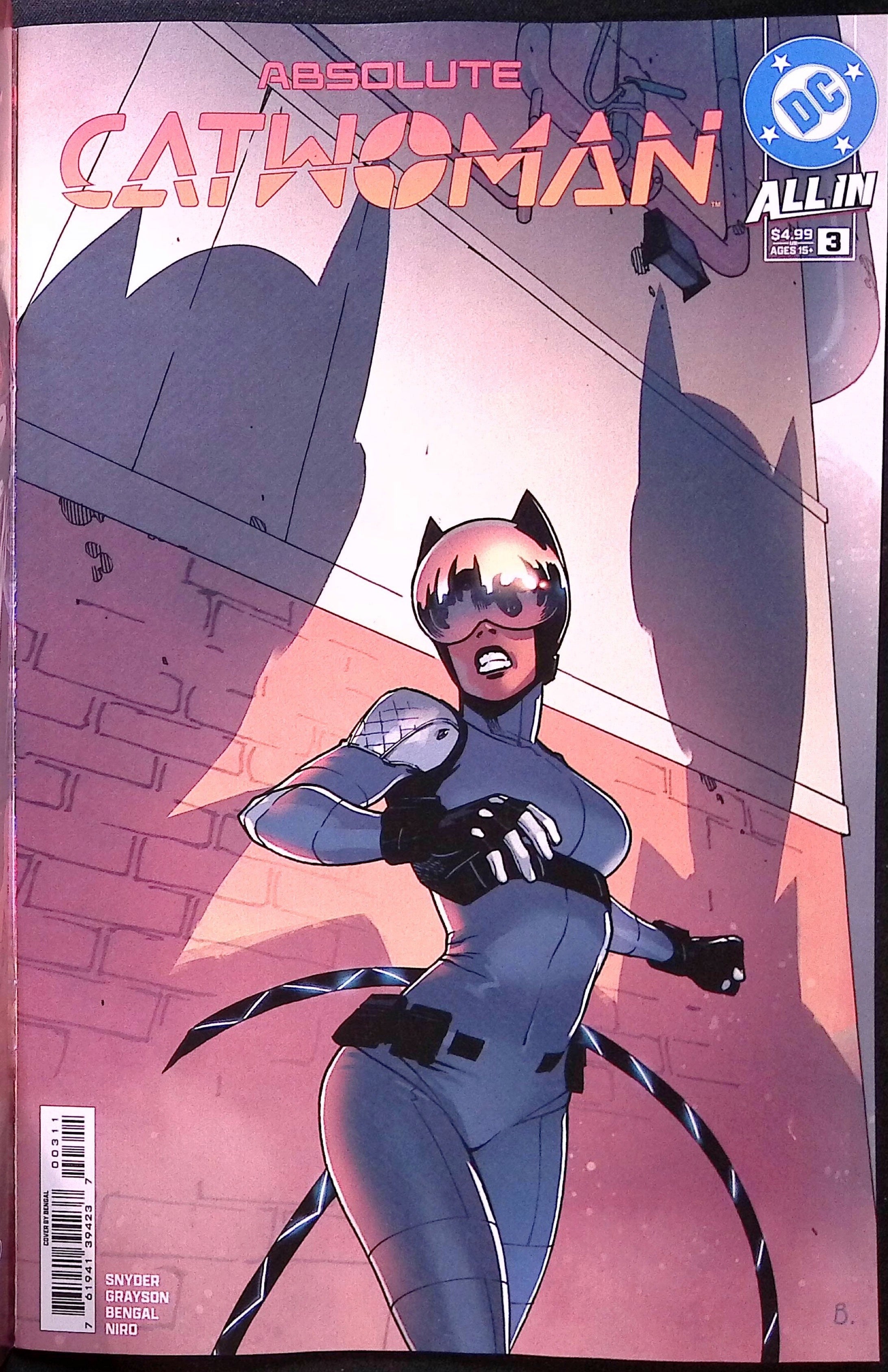 Absolute Catwoman # 3 Cover C Mahmud Asrar Variant First Printing 2026 BN
