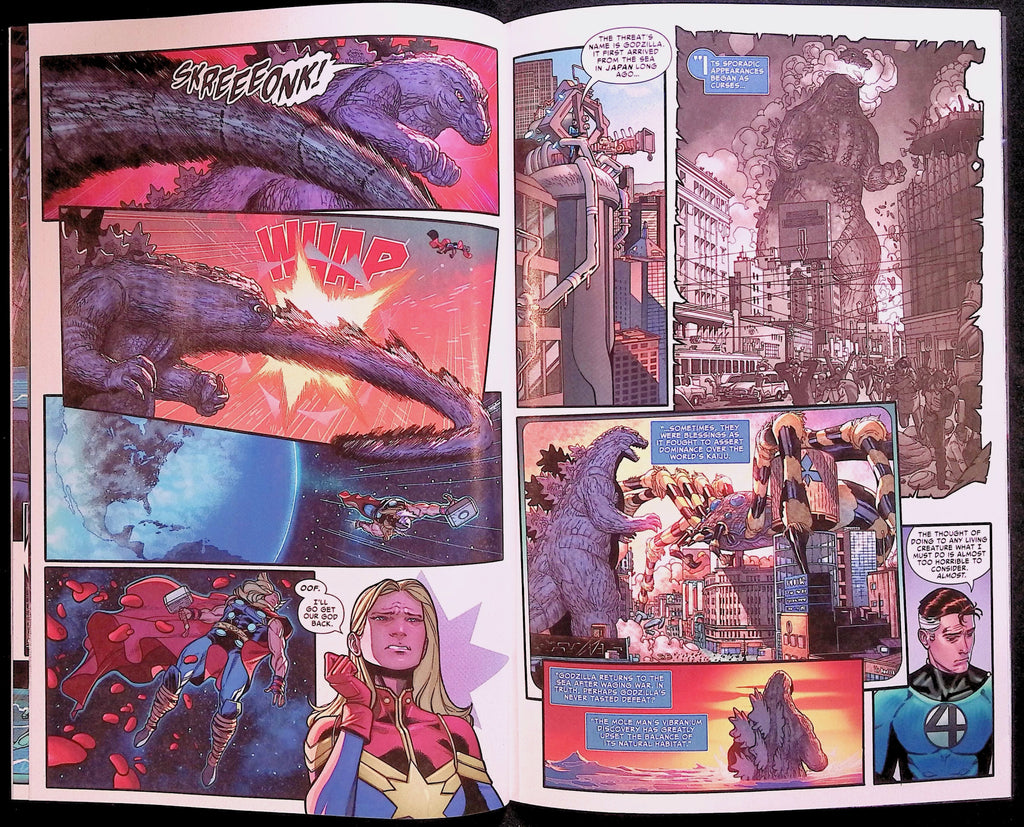 Godzilla Destroys the Marvel Universe # 1 Yu Foil Variant 2025 NM